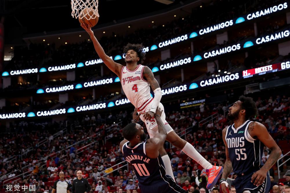 他都展现出 他都展现出